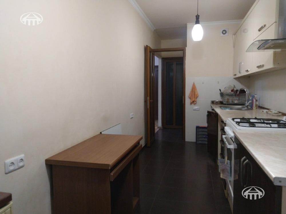 Квартира · 2 комн. · 76 м² · Арабкир