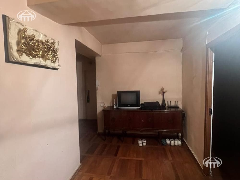 Квартира · 3 комн. · 84 м² · Давташен