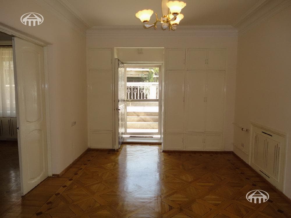 Mansion · 505 m² · Arabkir