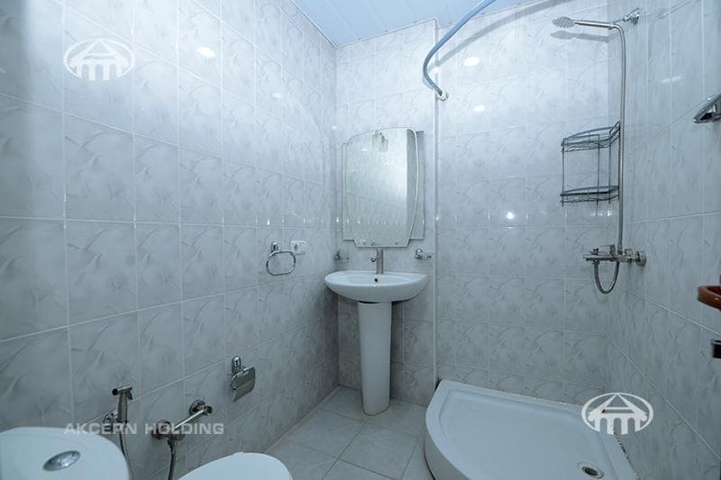 Квартира · 3 комн. · 165 м² · Арабкир