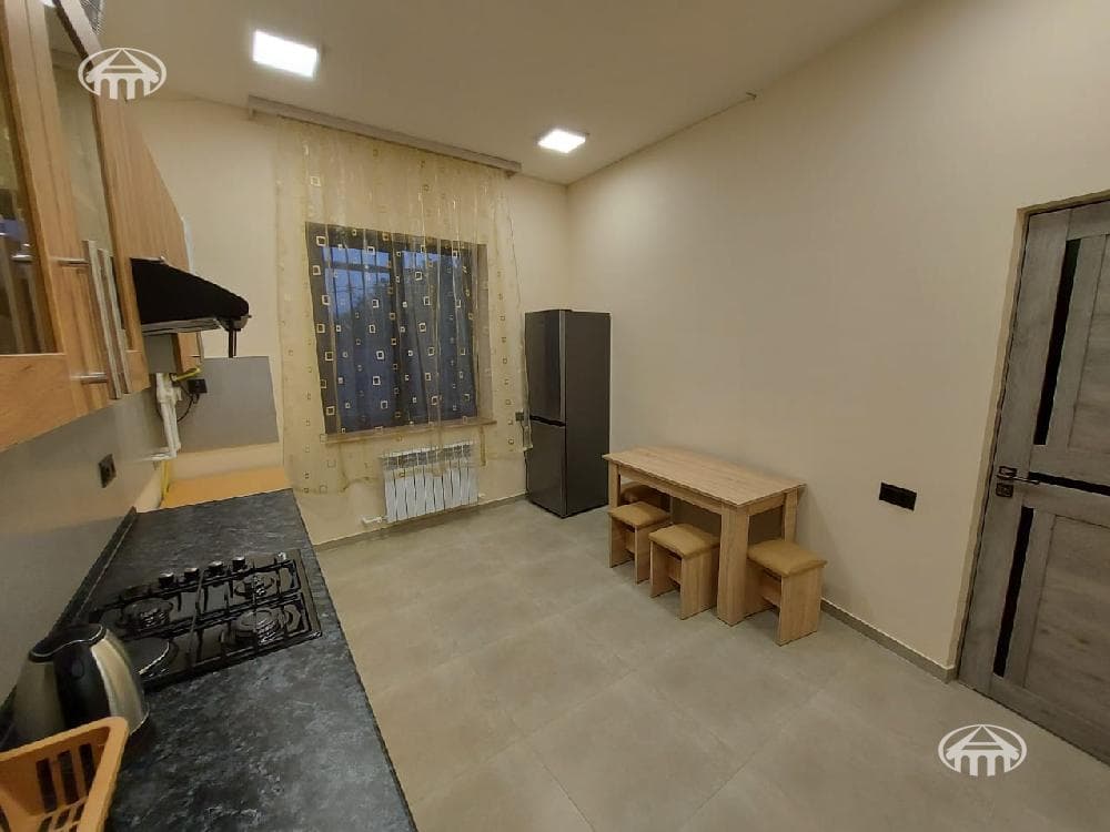 Mansion · 4 rooms · 124 m² · Zovuni