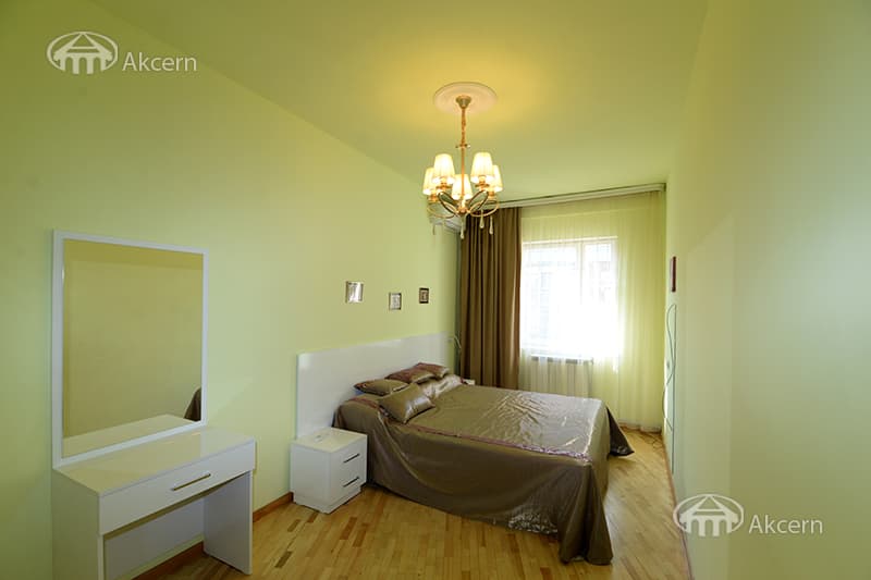 House · 5 rooms · 259 m² · Arabkir — photo 33 / 46