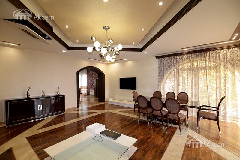 Mansion · 5 rooms · 394 m² · Vahagni