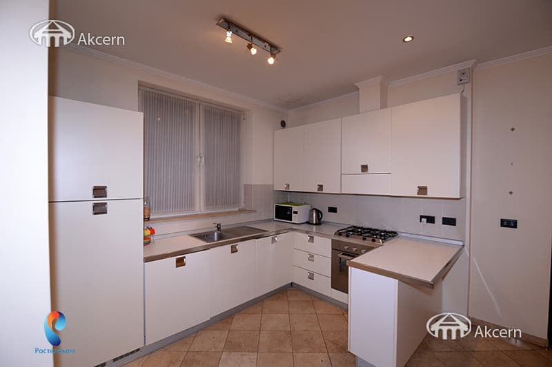 Apartment · 3 rooms · 125 m² · Kentron