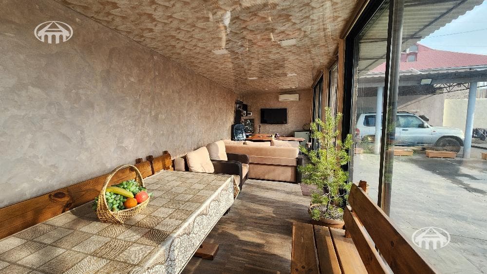 Mansion · 3 rooms · 437 m² · Arabkir