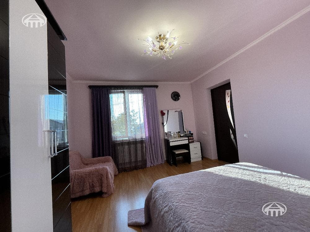 Առանձնատուն · 6 սեն. · 232 մ² · Նորք-Մարաշ