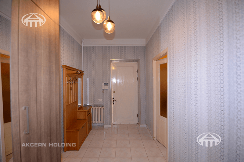 House · 3 rooms · 131 m² · Arabkir