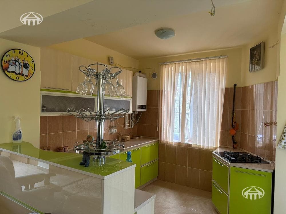 Mansion · 330 m² · Karashamb — photo 5 / 10