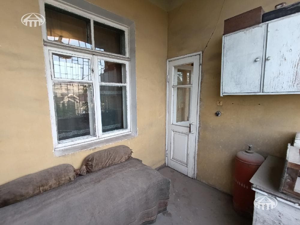 Apartment · 3 rooms · 90 m² · Kentron