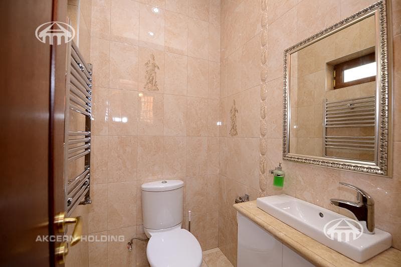 Office · 290 m² · Arabkir
