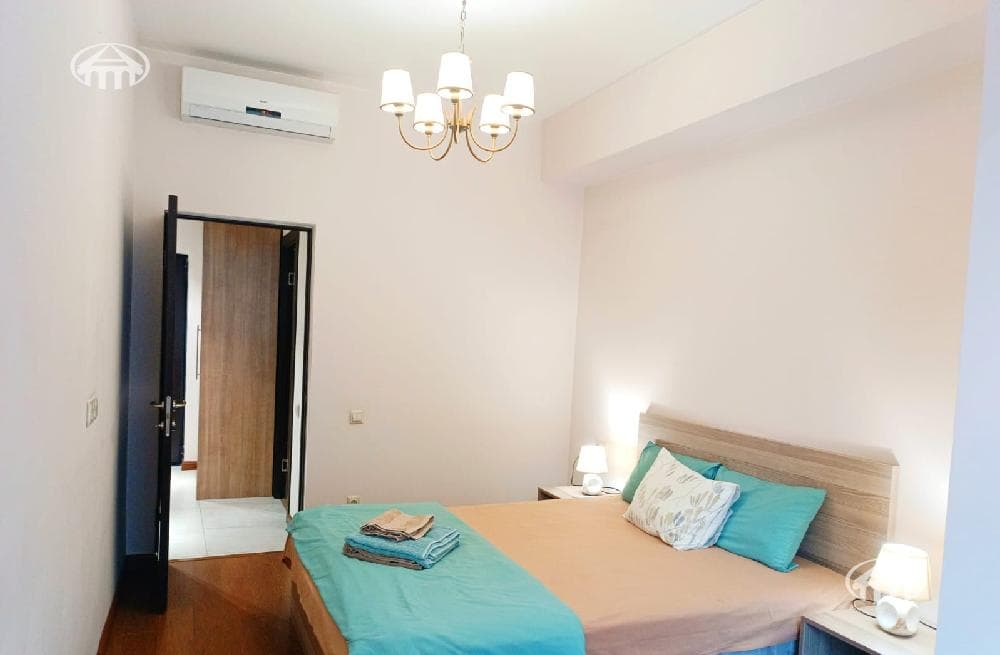 Apartment · 2 rooms · 45 m² · Kentron