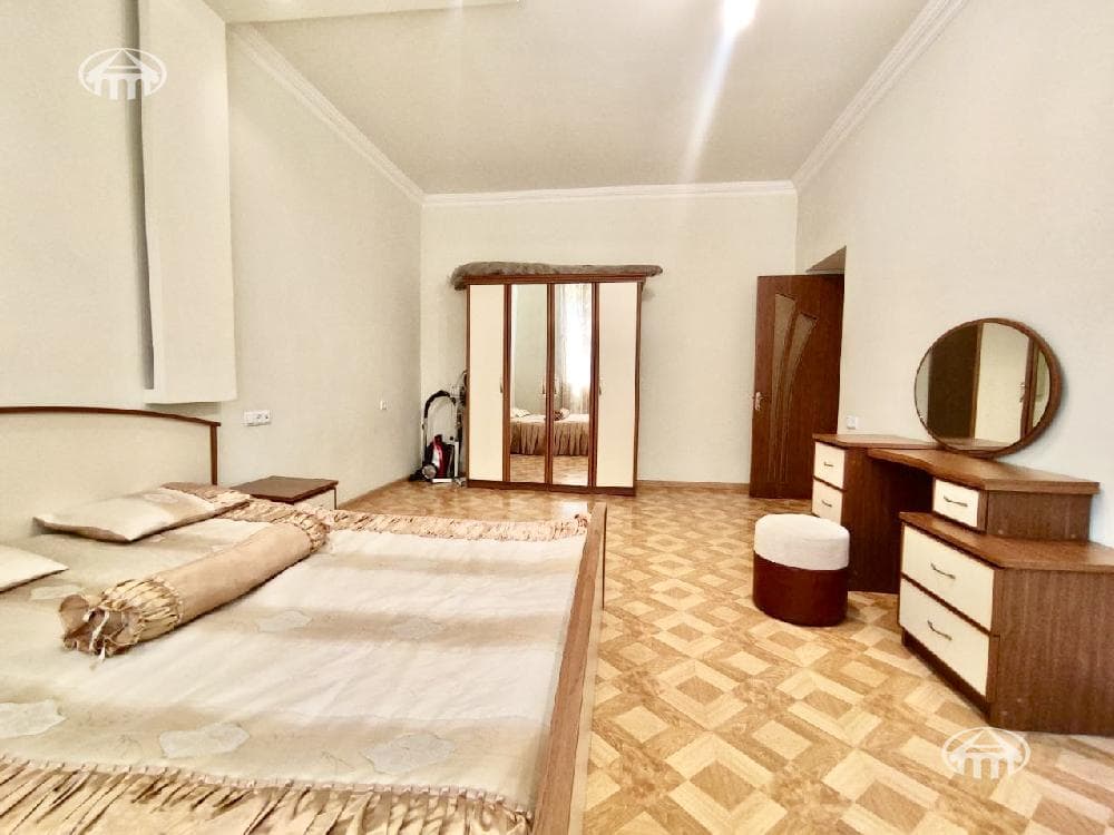 Квартира · 2 комн. · 60 м² · Арабкир — фото 6 из 11