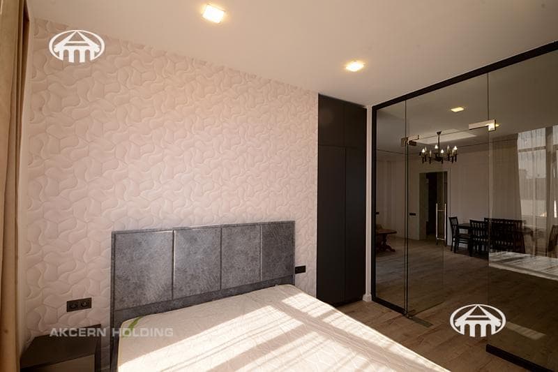 Квартира · 2 комн. · 64 м² · Кентрон