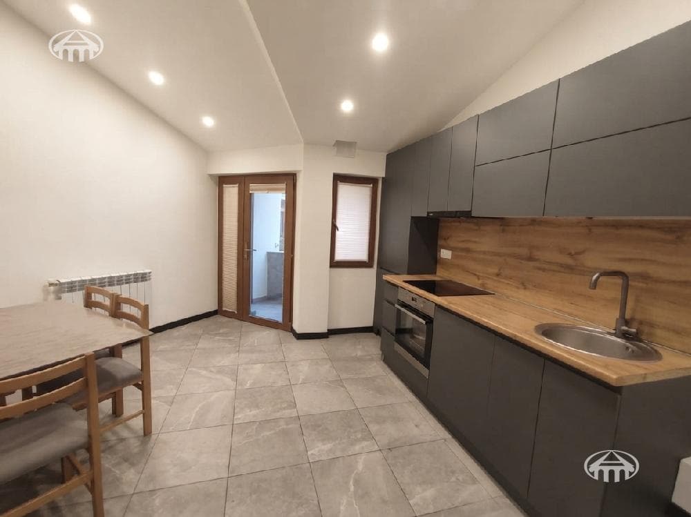 Apartment · 3 rooms · 67 m² · Kentron — photo 16 / 16