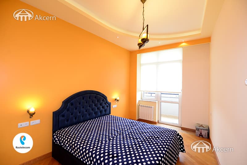 Apartment · 4 rooms · 181 m² · Kentron