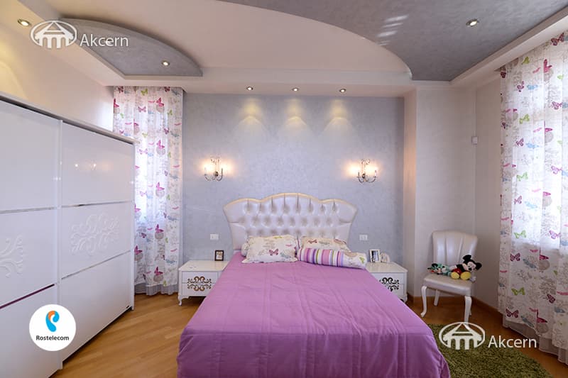 Mansion · 7 rooms · 729 m² · v. Arinj