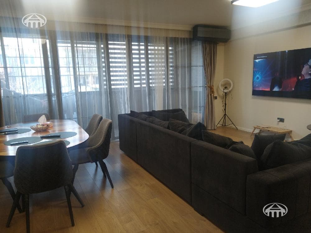 Квартира · 3 комн. · 113 м² · Арабкир