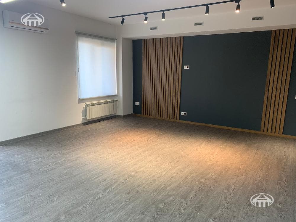 Office · 340 m² · Arabkir