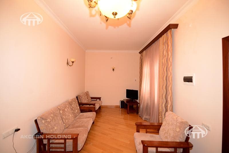 Особняк · 9 комн. · 650 м² · Аджапняк