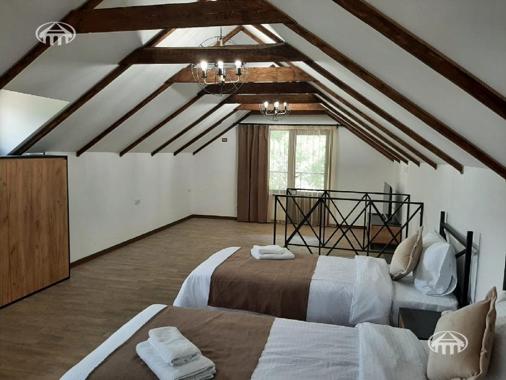 Mansion · 5 rooms · 200 m² · Dilijan