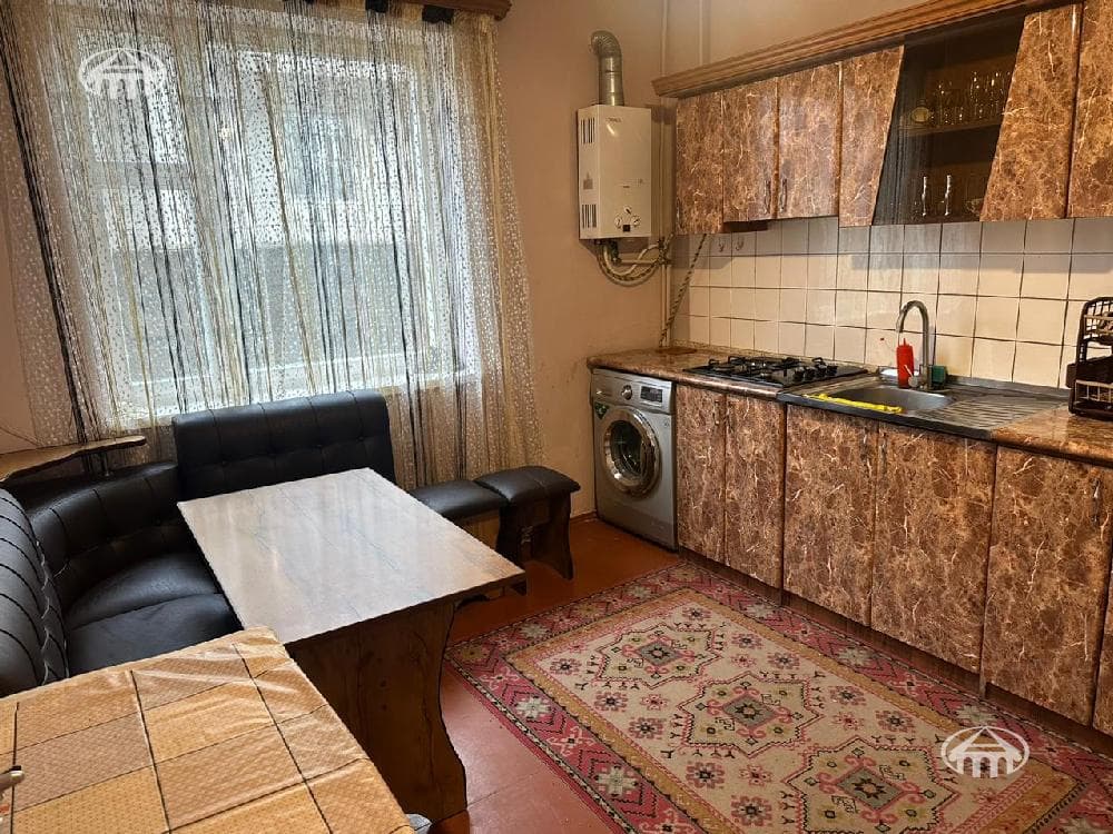 Mansion · 5 rooms · 257 m² · Ptgni