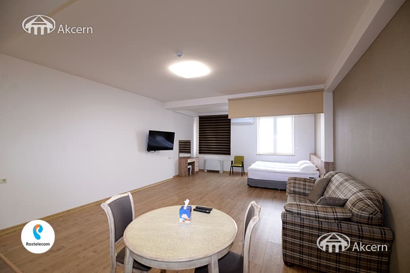 Квартира · 1 комн. · 62 м² · Кентрон