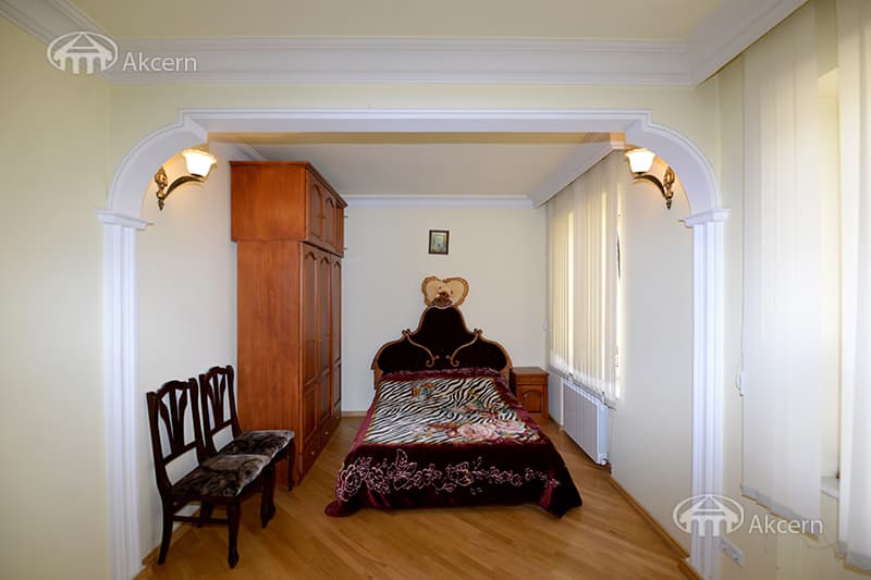 Квартира · 5 комн. · 187 м² · Канакер-Зейтун