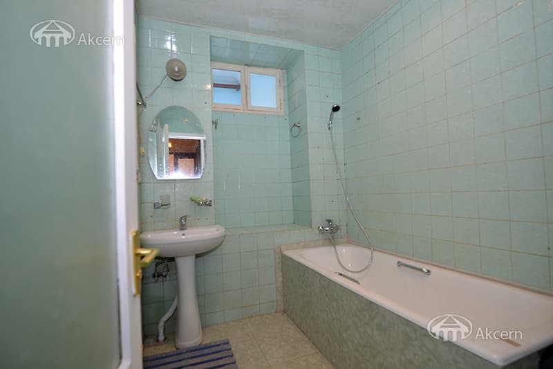 Apartment · 3 rooms · 121 m² · Kentron