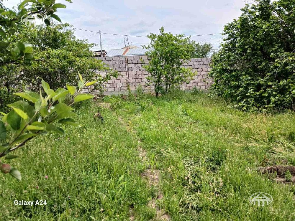 Հողատարածք · 700 մ² · գ. Բազմաղբյուր
