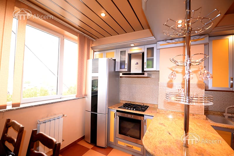 Квартира · 2 комн. · 72 м² · Кентрон