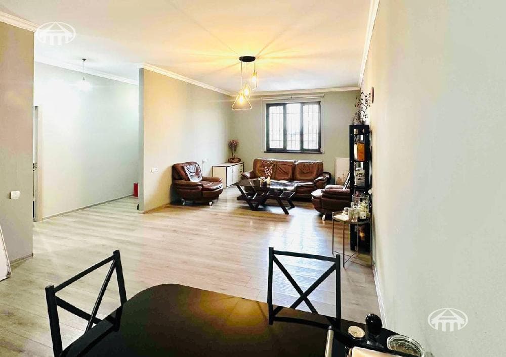Квартира · 3 комн. · 88 м² · Арабкир