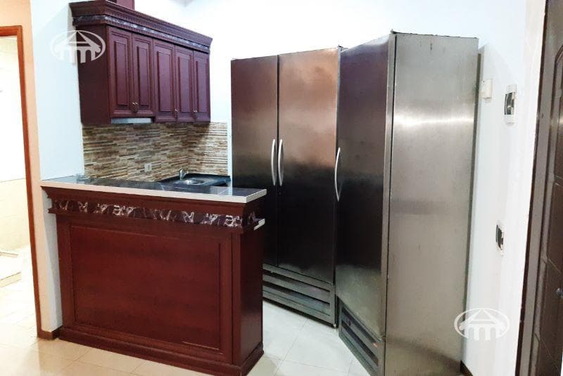 Գրասենյակ · 82 մ² · Կենտրոն