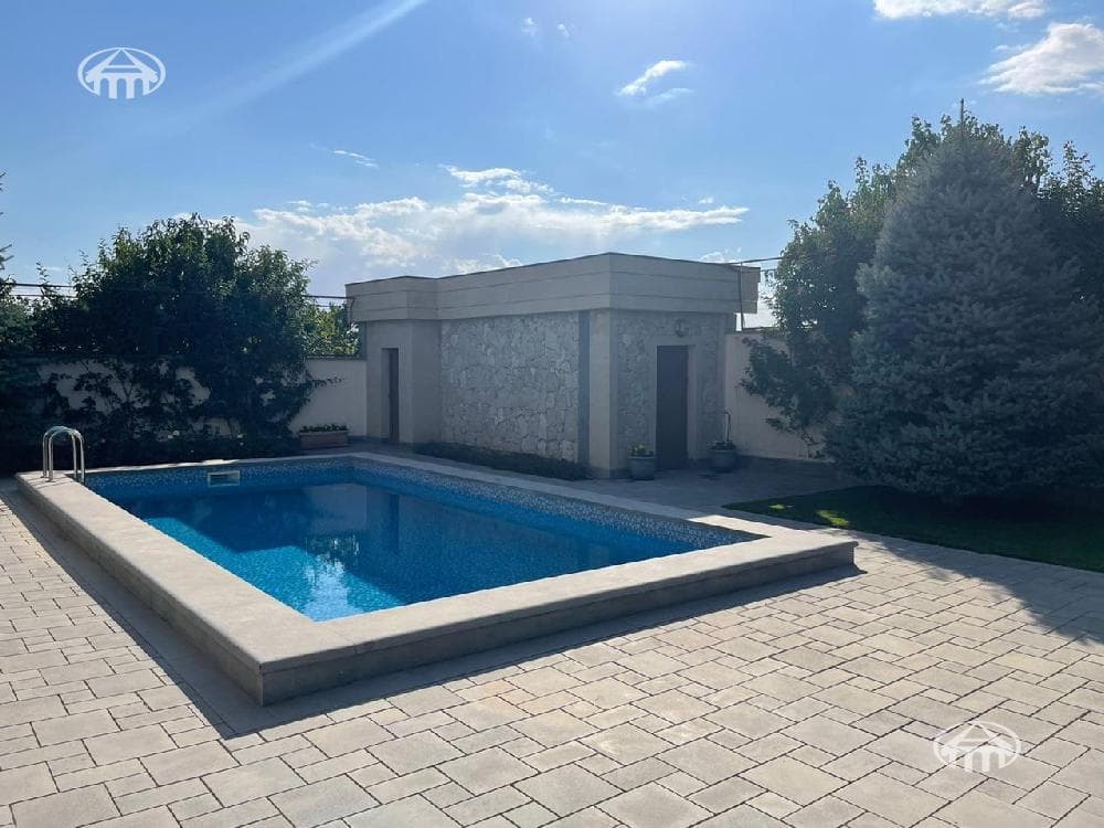 Mansion · 5 rooms · 314 m² · Ptgni