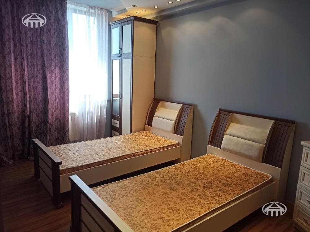 Квартира · 3 комн. · 102 м² · Арабкир