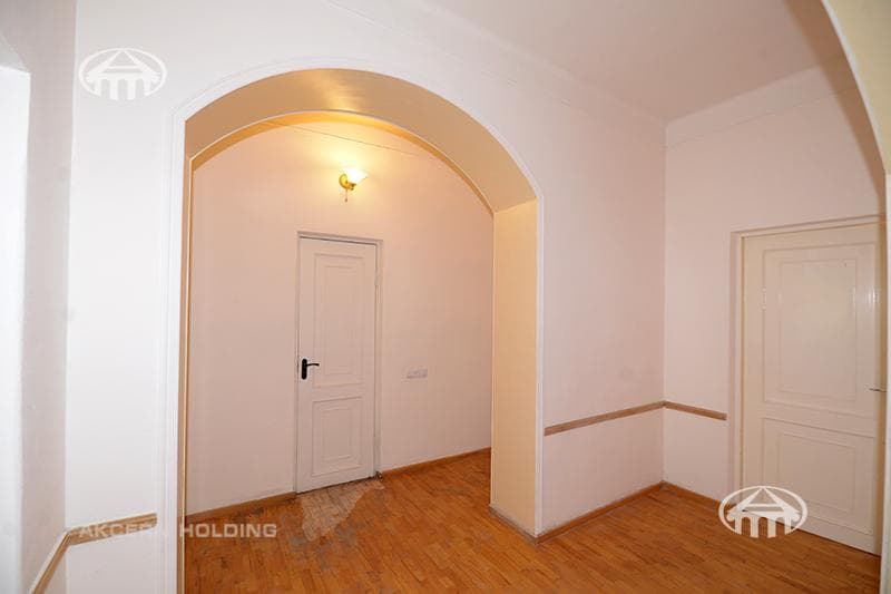 Առանձնատուն · 7 սեն. · 540 մ² · Աջափնյակ