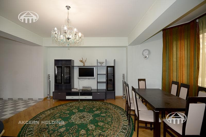 Apartment · 3 rooms · 105 m² · Kentron