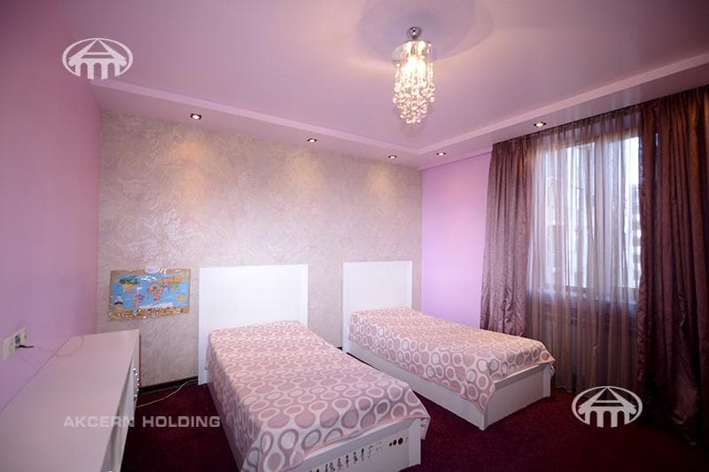 Квартира · 3 комн. · 115 м² · Кентрон