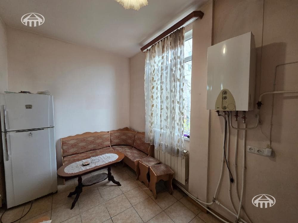 Բնակարան · 3 սեն. · 86 մ² · Կենտրոն