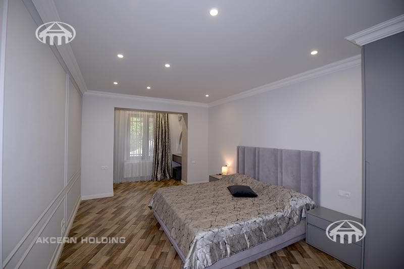 Apartment · 5 rooms · 172 m² · Arabkir — photo 38 / 44