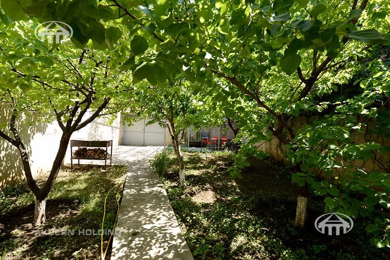 House · 4 rooms · 119 m² · Arabkir
