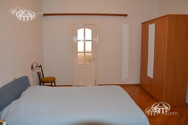 Квартира · 2 комн. · 77 м² · Арабкир