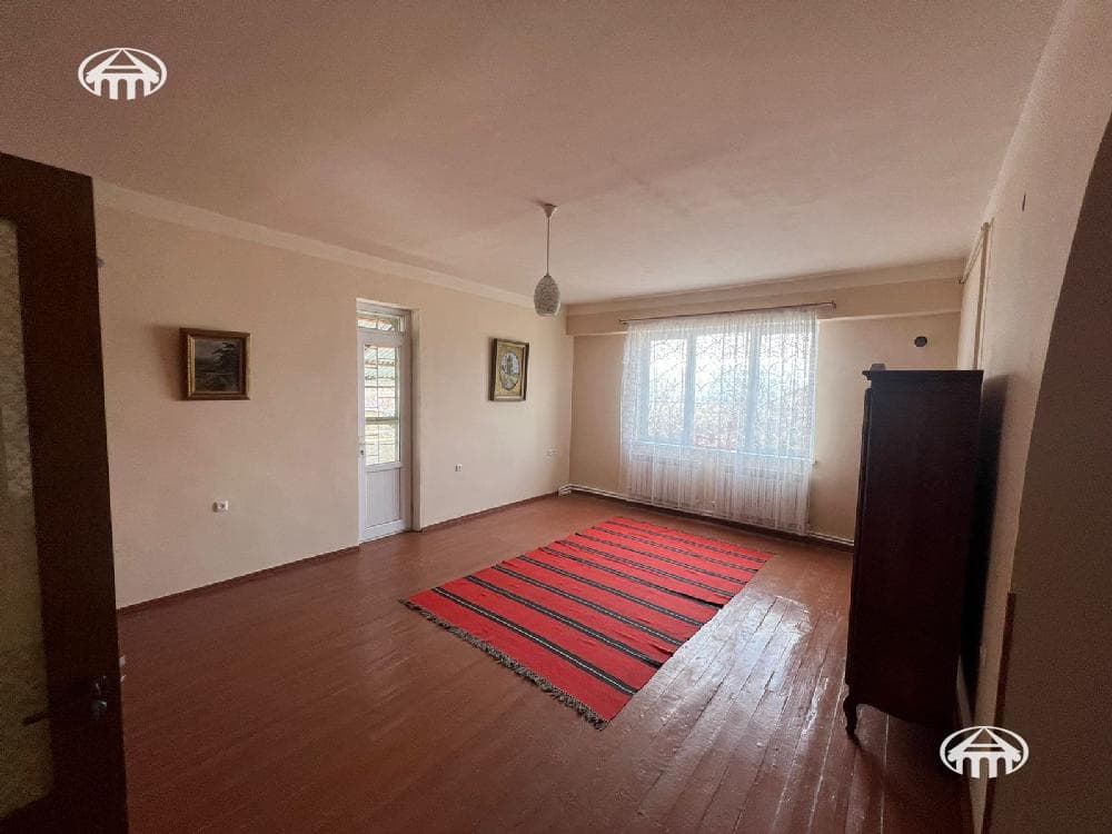 Mansion · 4 rooms · 255 m² · Ashtarak