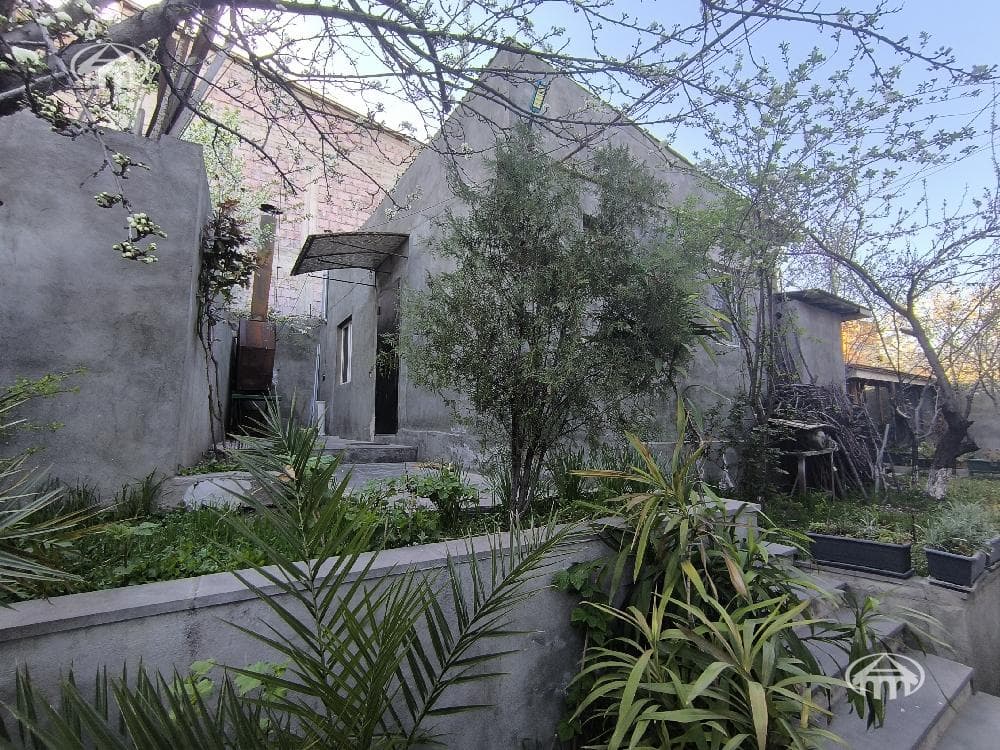 Mansion · 6 rooms · 196 m² · Kanaker-Zeytun