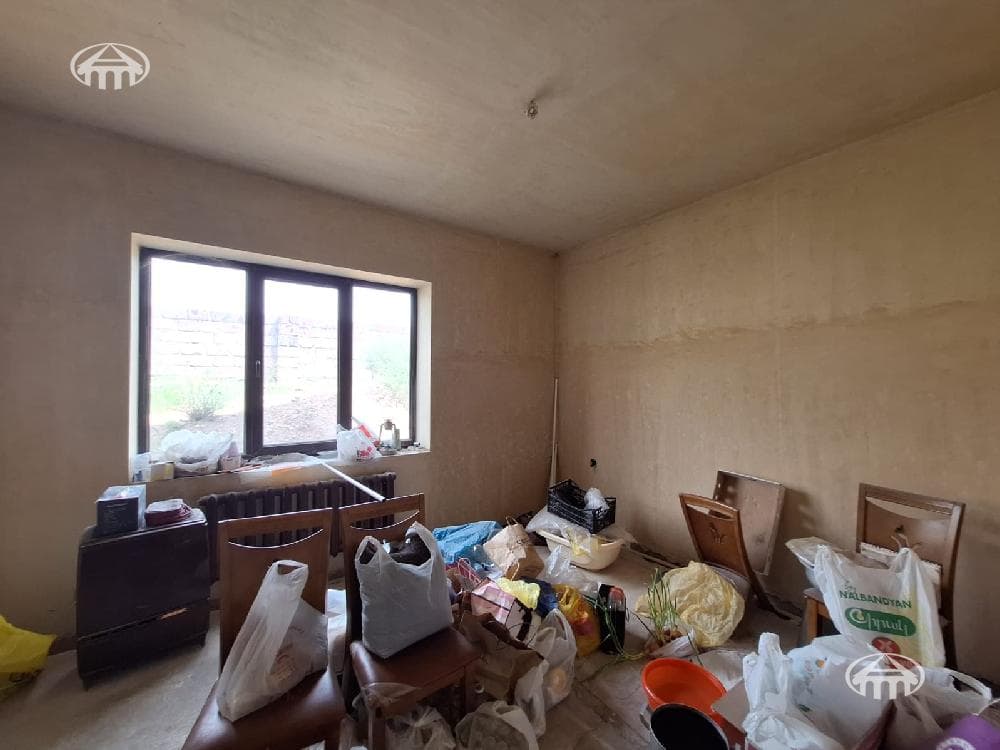 Особняк · 5 комн. · 240 м² · Аджапняк