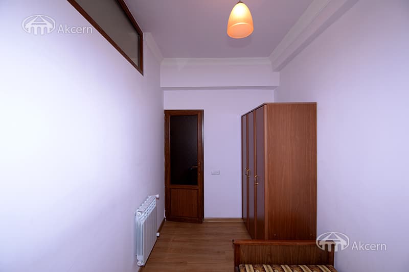 Квартира · 1 комн. · 42 м² · Арабкир