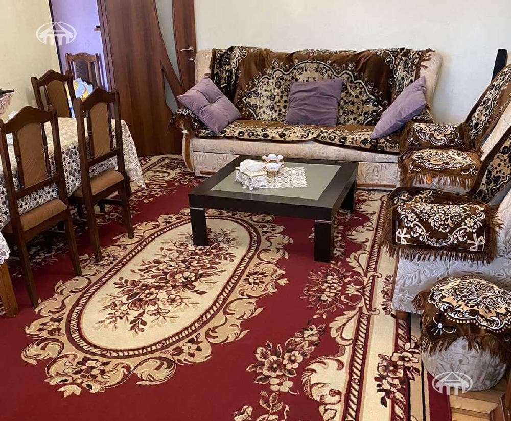Квартира · 4 комн. · 93 м² · Давташен