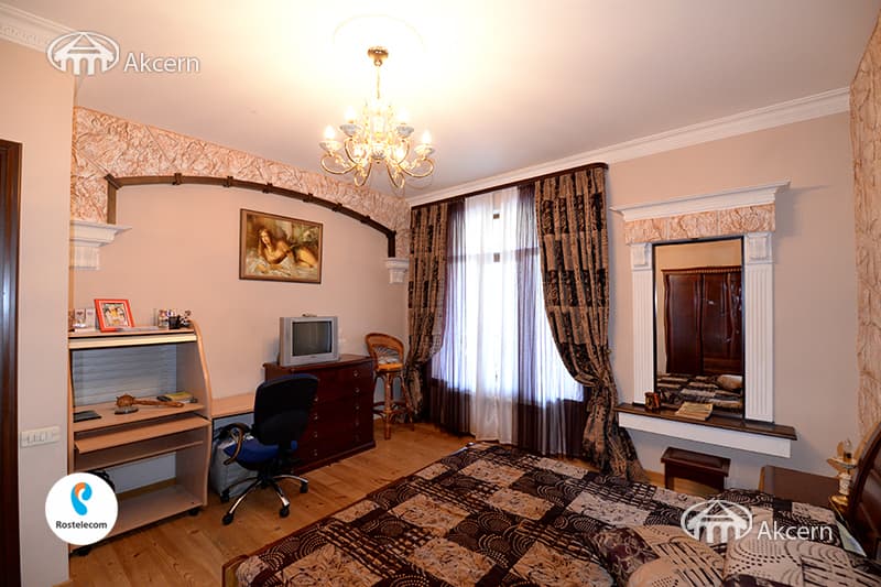 Дом · 8 комн. · 468 м² · Малатия-Себастия