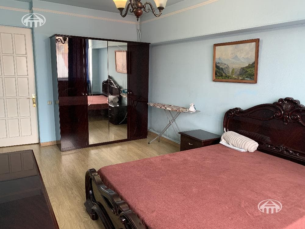 Apartment · 3 rooms · 84 m² · Kentron