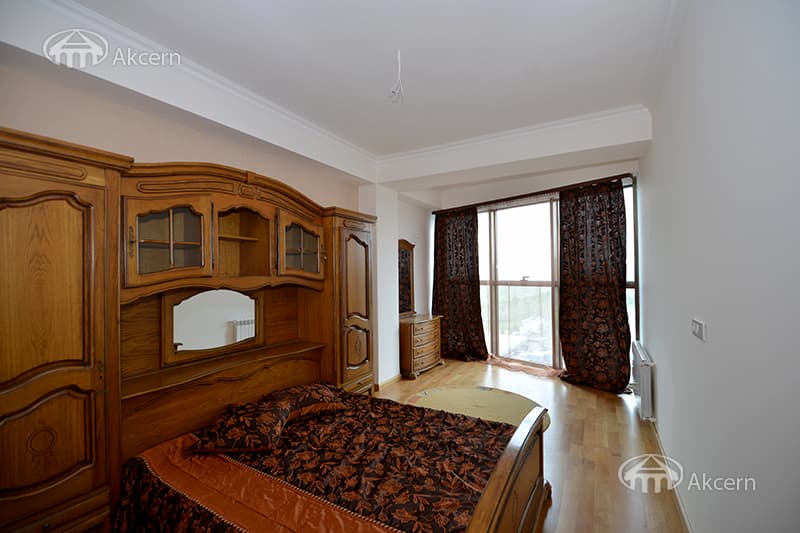 Apartment · 3 rooms · 113 m² · Kentron