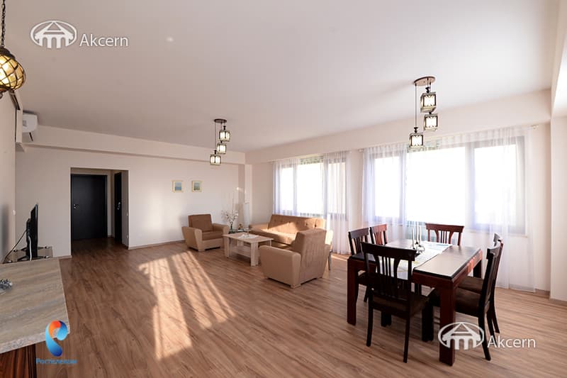 Квартира · 3 комн. · 126 м² · Кентрон